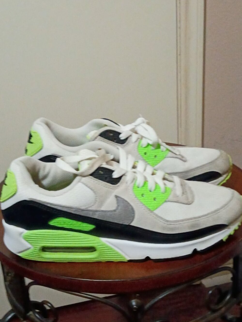 Nike Air Max 90 White Cave Stone Vapor Green DM0029-115 Men's Size 8.5